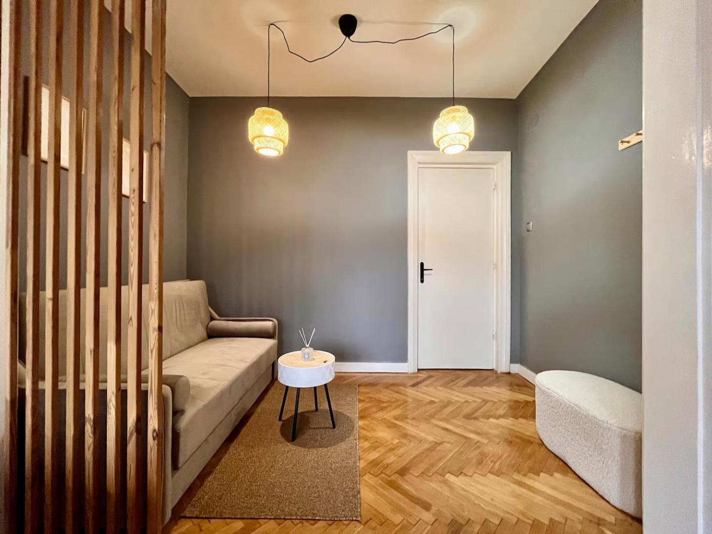 Woodie Studio With Premium Comfort By Piata Unirii Bukarest Eksteriør billede